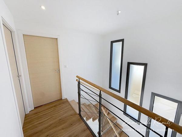 Maison contemporaine 2026 · Belle vie de plain pied · Terrain 740 m² · À pied de la gare · AURAY