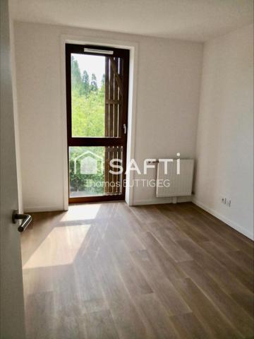 Appartement T3, calme et lumineux.