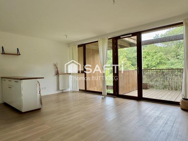 Appartement T3, calme et lumineux.