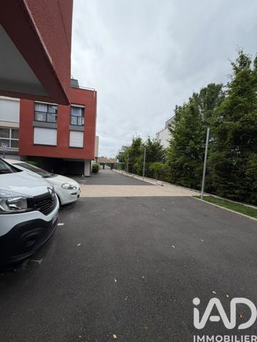 Parking à vendre 36 m² Pontault-Combault