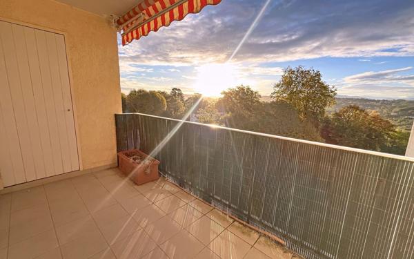 Appartement à vendre    2 pièces • 56,87 m2 Saint-Pierre-d'Irube