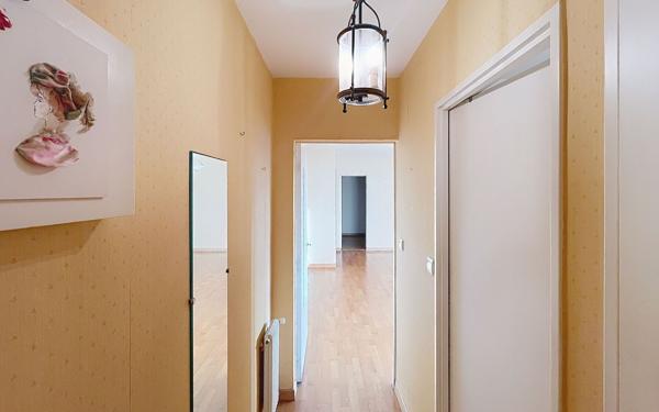 Appartement à vendre    2 pièces • 56,87 m2 Saint-Pierre-d'Irube