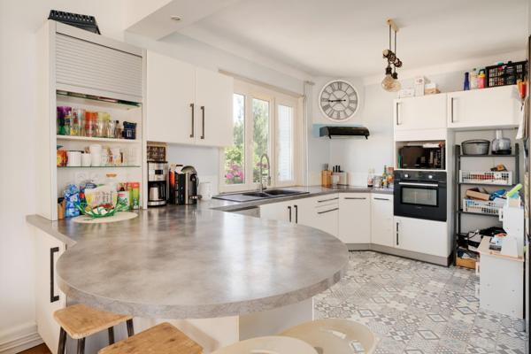 Appartement très lumineux, garage, extérieur