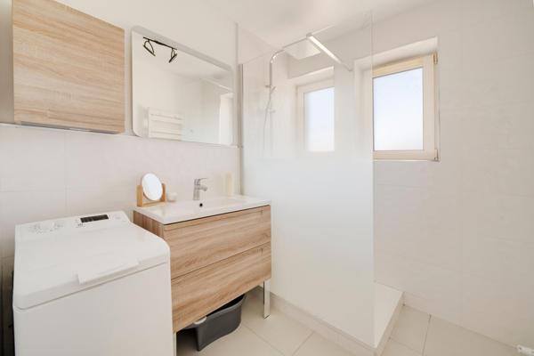 Appartement très lumineux, garage, extérieur