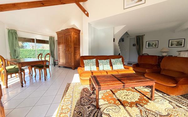 Maison à vendre    6 pièces • 163 m2 Aire-sur-l'Adour