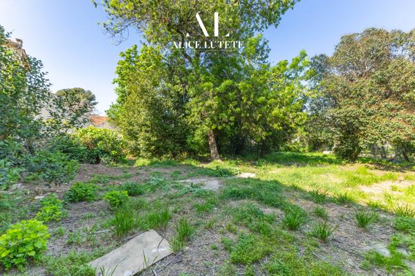 Marseille (13012) SWISS - Maison ancienne de 100 m² sur terrain de 726 m²