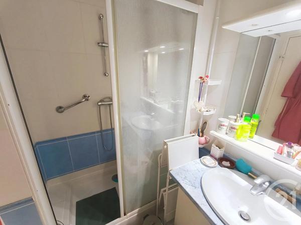 Appartement F2 à vendre  2 pièces - 49,74 m 2   ST JEAN DE BRAYE  - 45