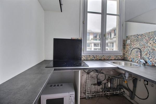 Appartement Courbevoie 2 pièces 34.29 m2