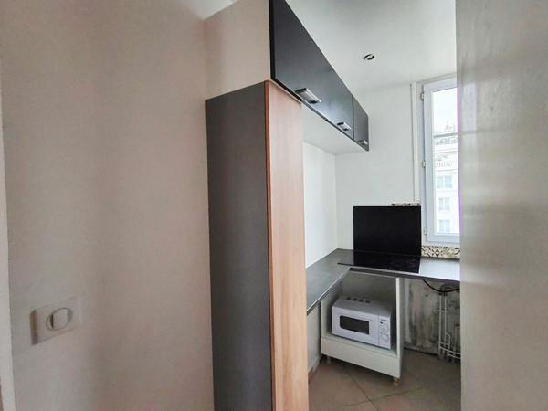 Appartement Courbevoie 2 pièces 34.29 m2