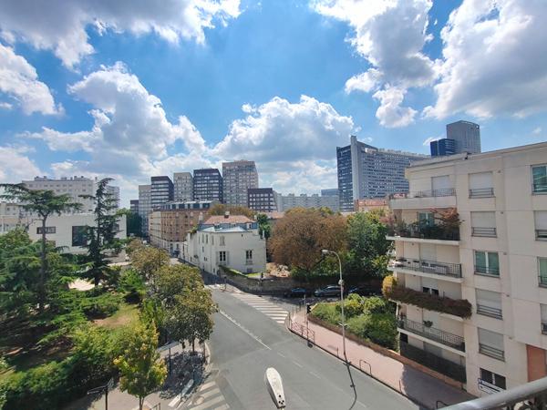 Appartement Courbevoie 2 pièces 34.29 m2