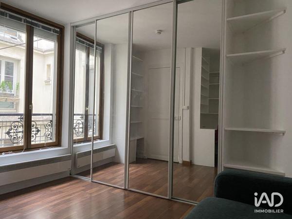 Location studio 25 m² Paris 18
