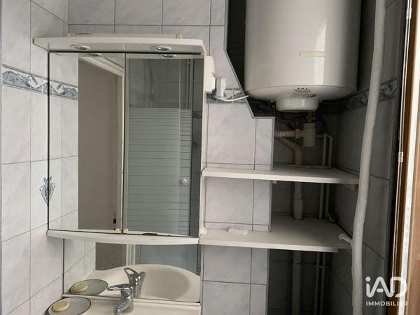Location studio 25 m² Paris 18
