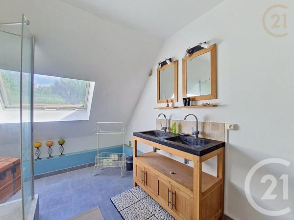 Maison à vendre  8 pièces - 177 m 2   PERTHES  - 77