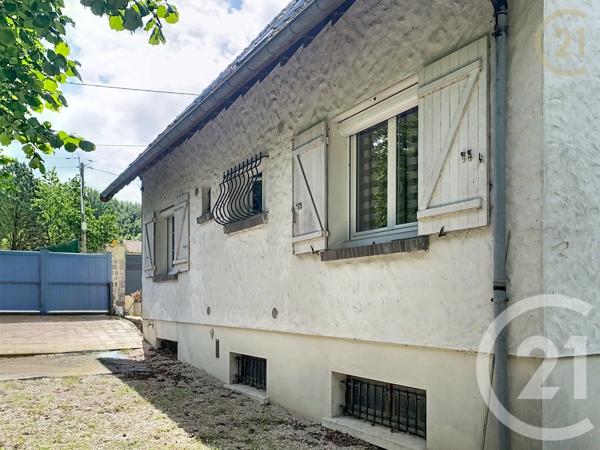 Maison à vendre  8 pièces - 177 m 2   PERTHES  - 77