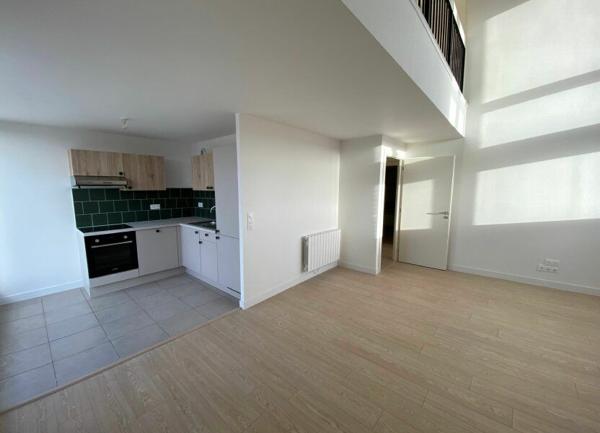 Appartement à louer    4 pièces •  Armentières