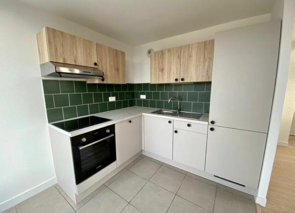 Appartement à louer    4 pièces •  Armentières