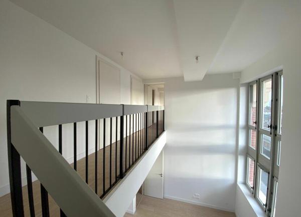 Appartement à louer    4 pièces •  Armentières