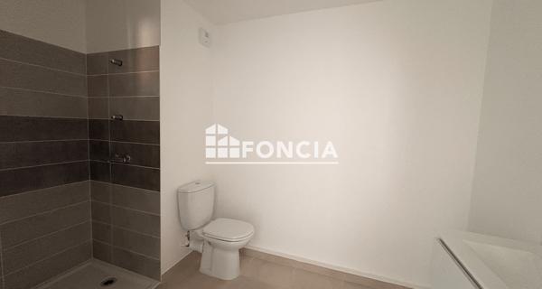 Location Appartement 2 pièces 49.4 m² - Morières-lès-avignon 84310