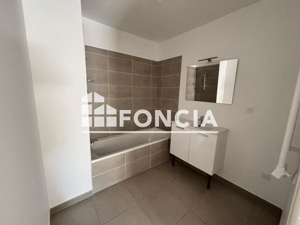 Location Appartement 2 pièces 46.09 m² - Le Domaine de la fée Draguignan 83300
