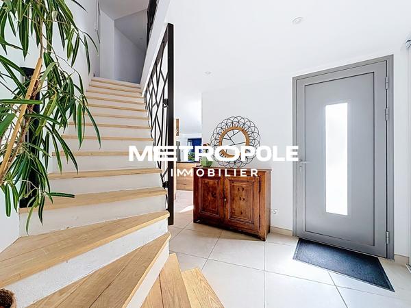 Villa 4 pièce(s) 3 chambre(s) 108 m²