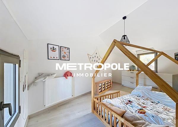 Villa 4 pièce(s) 3 chambre(s) 108 m²