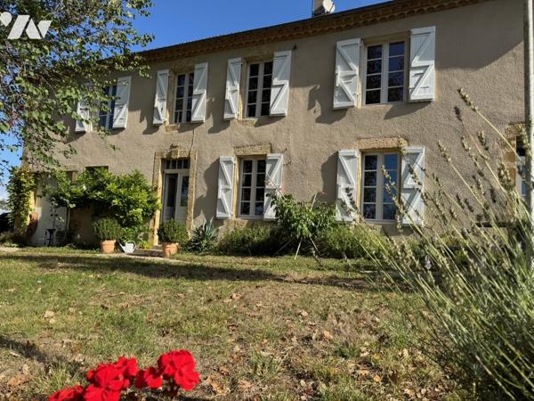 MIRANDE à 10min Gasconne et dépendance offrant une belle rénovation sur 8891m².