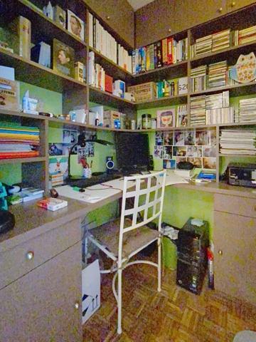 Appartement de 4 pièces de 96 m², avec stationnement et jardinets sur Angers quartier Clinique de l'Anjou