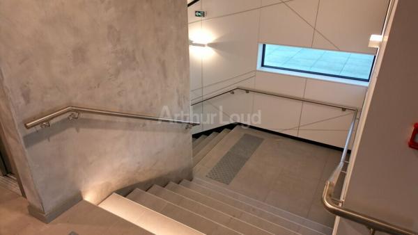 BUREAUX à LOUER de 1920 m²