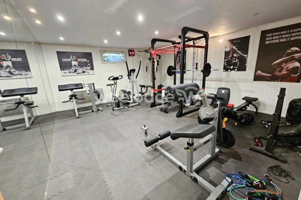 Maison à vendre 9 pièces de 220 m² à Éragny Autres biens correspondant à votre recherche Autres biens de l'agent