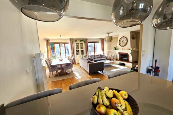 Maison à vendre 9 pièces de 220 m² à Éragny Autres biens correspondant à votre recherche Autres biens de l'agent