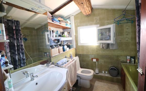 Maison à vendre    2 pièces •  Tourrette-Levens