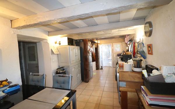 Maison à vendre    2 pièces •  Tourrette-Levens