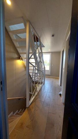 Maison mitoyenne 1 côté Jouy-le-Moutier 95 m²