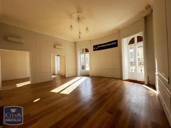 Local professionnel à louer