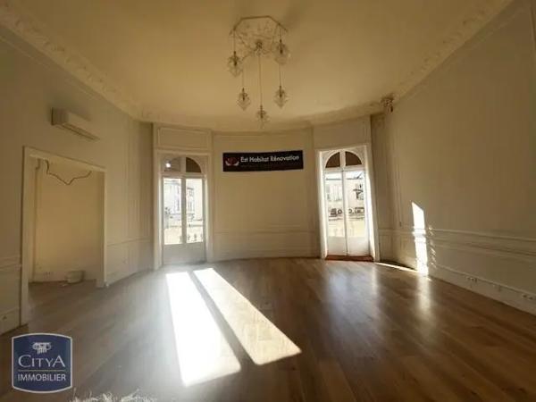 Local professionnel à louer