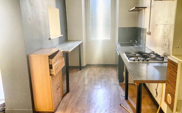 Maison à vendre    5 pièces • 111 m2 Cazaubon