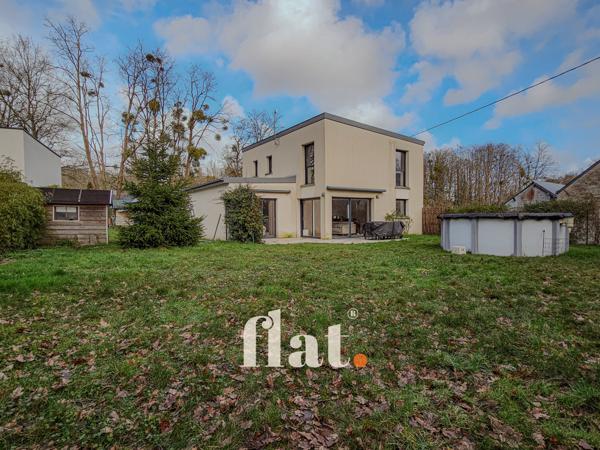 Maison 2013 (BBC) | 4 chambres (de 14m2 mini) | DPE B | Vie plain-pied | Stationnement