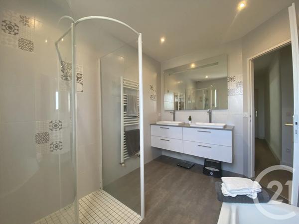 Maison à vendre  5 pièces - 117 m 2   DOLE  - 39