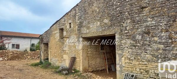 Maison 8 pièces de 191 m² à Néré (17510)