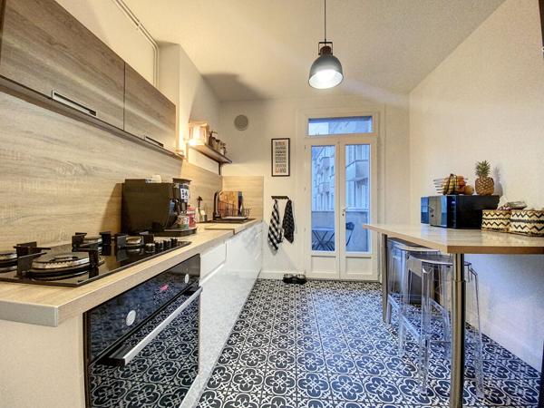 Appartement Meublé Tours 3 pièces 80 m2