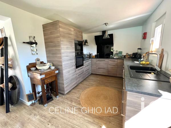 Maison à vendre 4 pièces 120 m² La Cadière-d'Azur