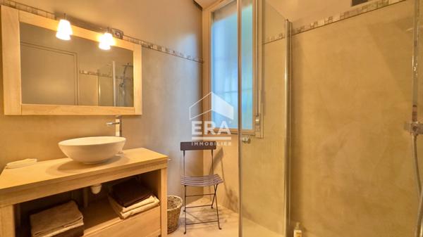 MAISON D'ARCHITECTE - VUE LAC ET PISCINE INTÉRIEURE