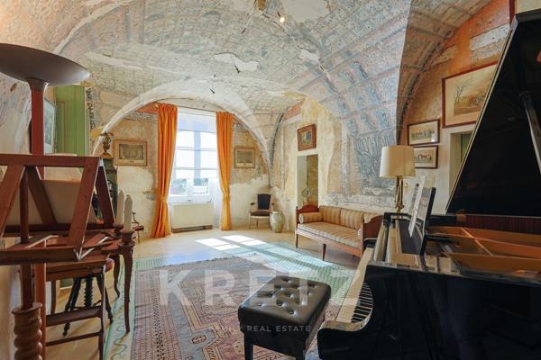 Bastide remarquable du XVIIIe au cœur d'un parc de 9,5 hectares