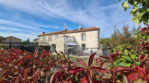 Maison à NOIRTERRE, 79300 - 5 pièces 104m²