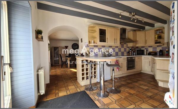 Maison à NOIRTERRE, 79300 - 5 pièces 104m²