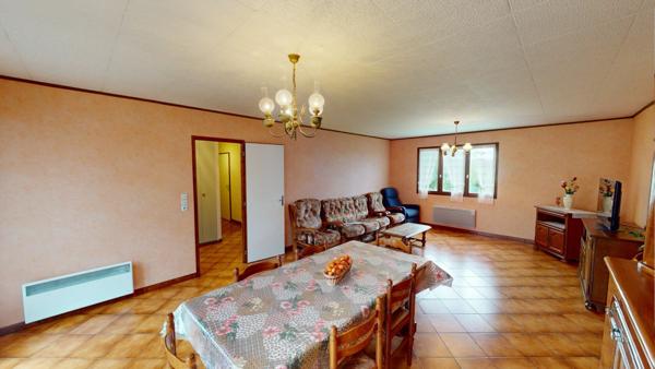 Maison à vendre    5 pièces •  Bertrange