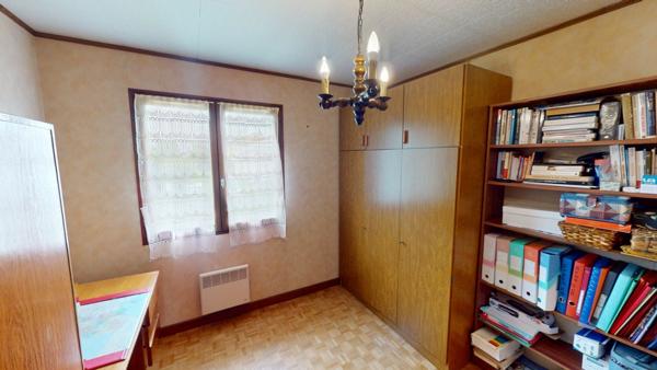 Maison à vendre    5 pièces •  Bertrange