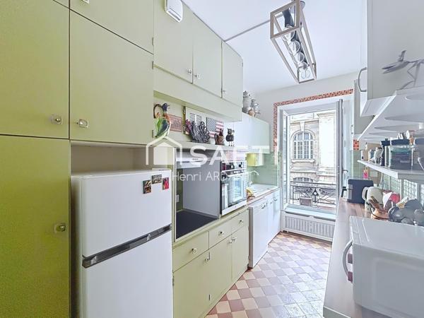 Parking, ascenseur, trois chambres en Centre-ville !