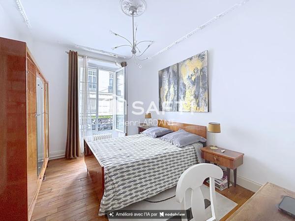 Parking, ascenseur, trois chambres en Centre-ville !
