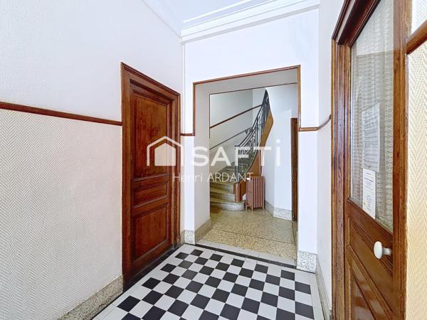 Parking, ascenseur, trois chambres en Centre-ville !